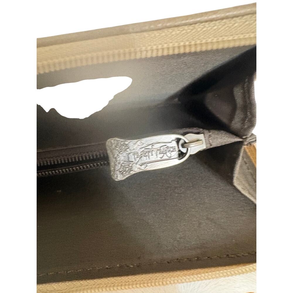 TRINITY RANCH HAIR-ON COWHIDE SADDLE SHAPE WALLET - Picture 6 of 11